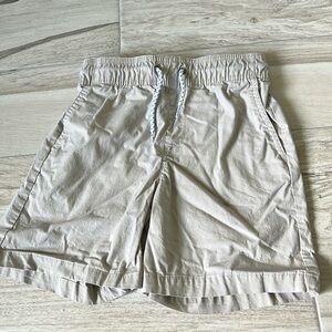 • Crown & Ivy kids khaki shorts, S •